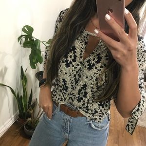 Tie sleeve blouse